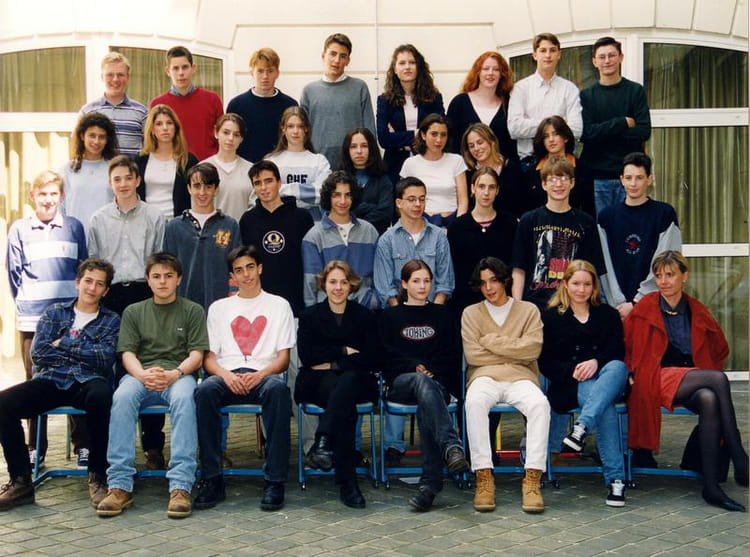 Photo de classe 2nde de 1996, Lycée Privé Fénelon Saintemarie Copains d'avant