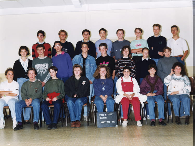 Photo de classe 1ere S1 de 1991, Lycée Michel Servet - Copains d'avant