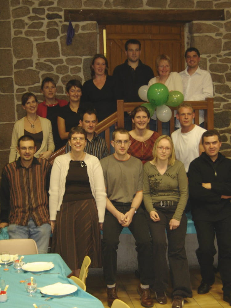 Photo de classe Retrouvailles de 2006, ECOLE NOTRE DAME DE PONTMAIN
