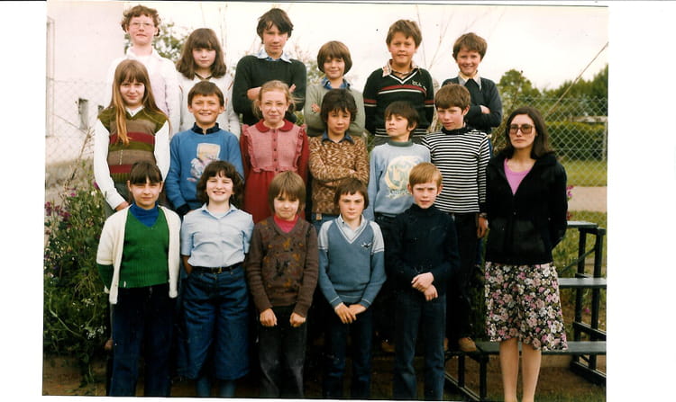 Photo de classe Cm 2 de 1979, Ecole Notre Dame Du Folgoet (Bannalec