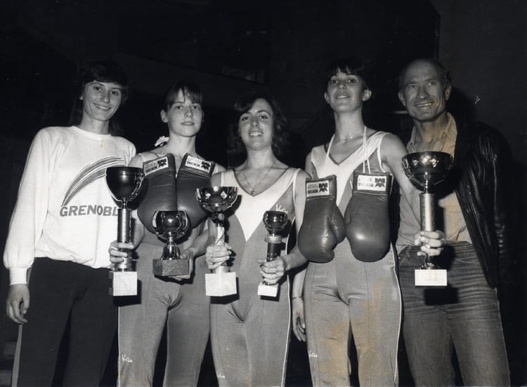 Photo de classe Trophées Chpt.Fr.Féminin 1985 de 1985, GUC BF Copains