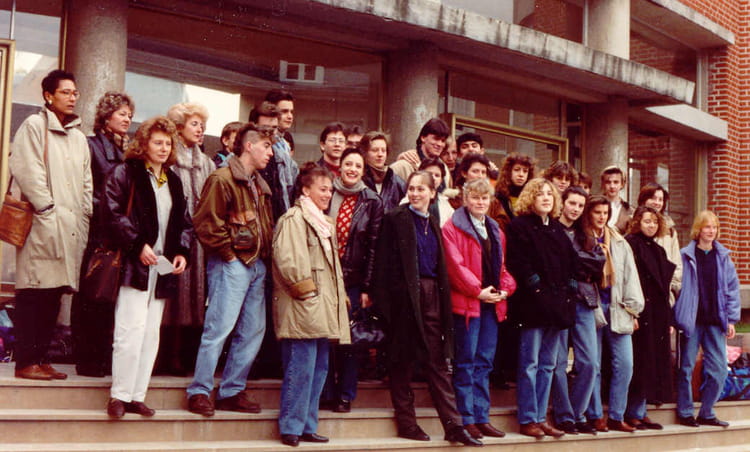 Photo de classe Panaché de 1990, Lycée Michel Anguier - Copains d'avant