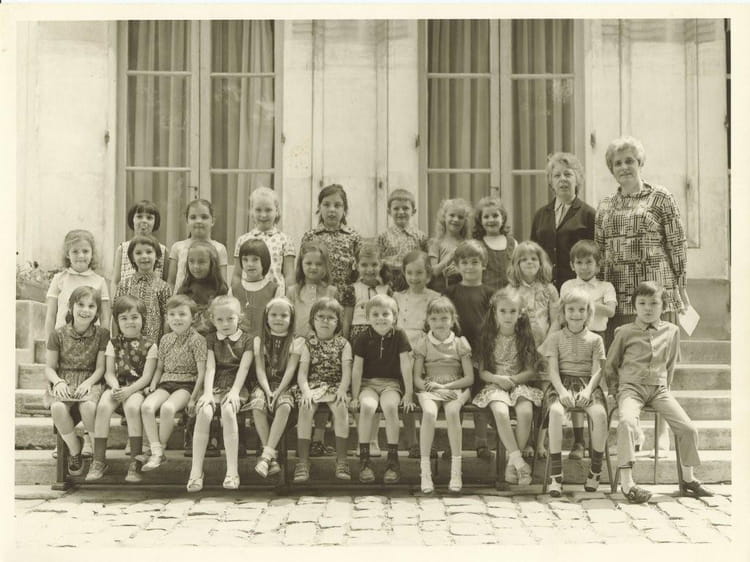 Photo de classe NSP de 1970, ECOLE SAINTE CLOTILDE Copains d'avant