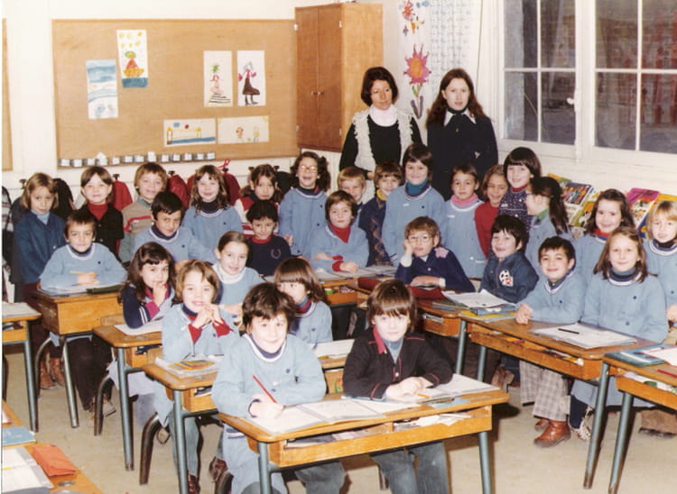 Photo de classe 19761977 de 1976, Ecole Sainte Jeanne D'arc Copains