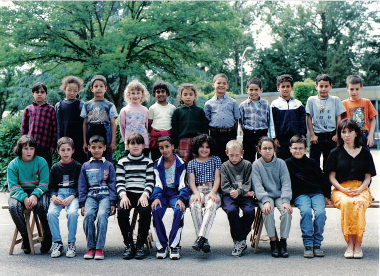 Photo de classe CE 1 de 1996, Ecole En Gach (Graulhet) Copains d