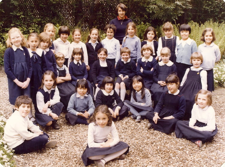 Photo de classe CE1 de 1981, Ecole Privée Notredame Des Oiseaux