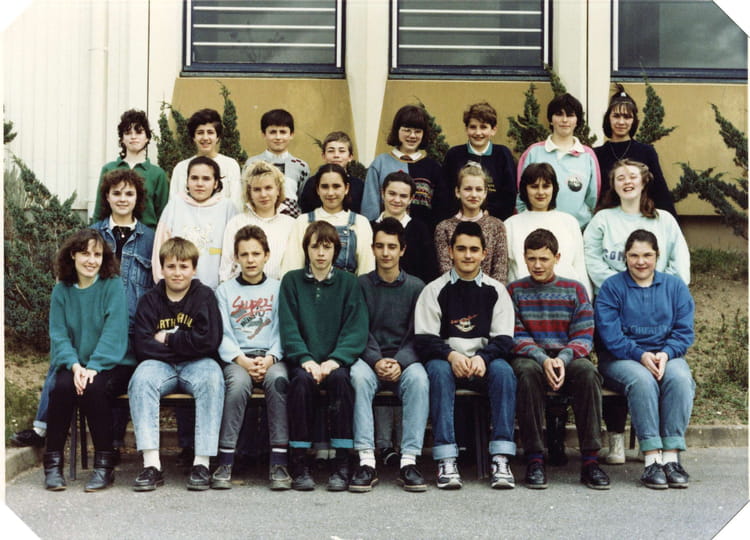 Photo de classe Quatrième ? de 1989, Collège Antoine Meillet Copains