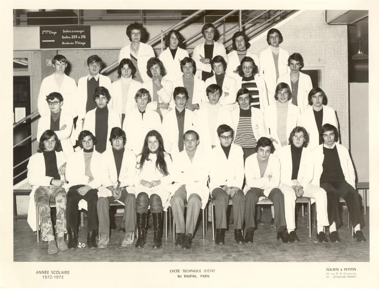 Photo de classe 2 T de 1972, Lycée Raspail Copains d'avant