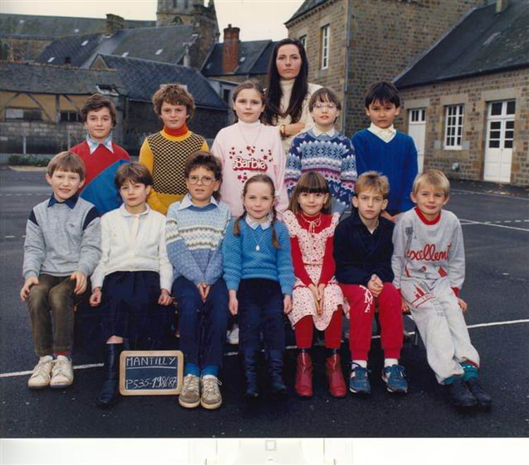 Photo de classe Classe de CE2 de 1986, Ecole De Bretagne (Passais La