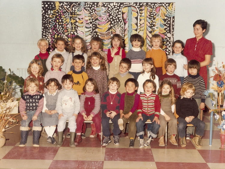 photo-de-classe-moyenne-section-2eme-annee-de-1980-ecole-frederic