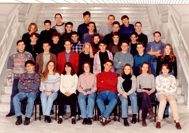 Photo de classe 1er S1 de 1995, Lycée De La Communication - Copains d'avant