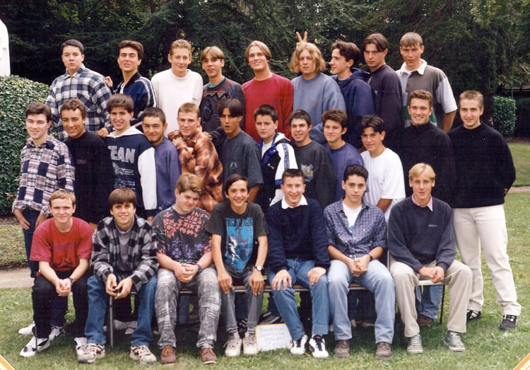 Photo de classe 1° etech de 1997, Lycée Technique Privé Saintefamille