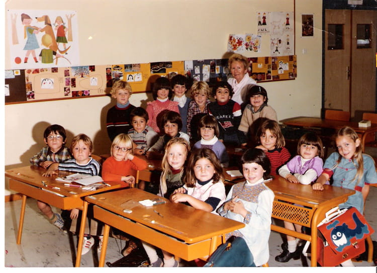 Photo de classe Mme CP de 1977, Ecole Clos Marchand (Saint Ismier