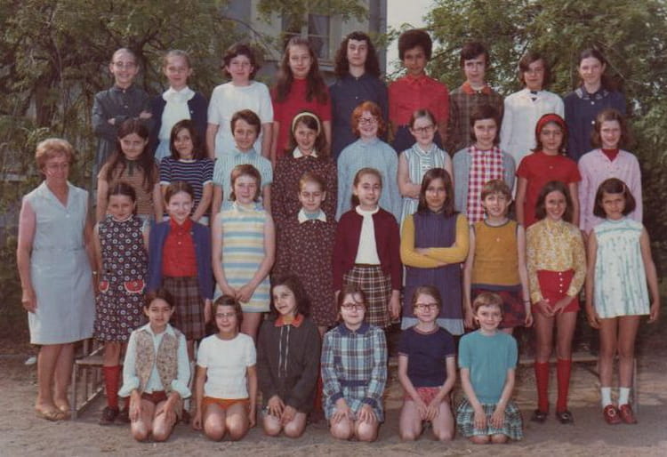 Photo de classe CM2 de 1970, ECOLE GUSTAVE ROCH - Copains d'avant