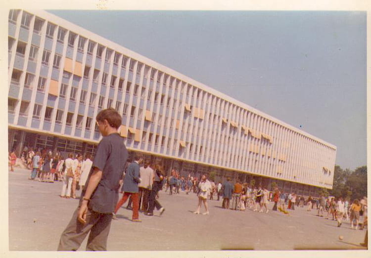 Lycee Le Corbusier Saint Etienne Du Rouvray