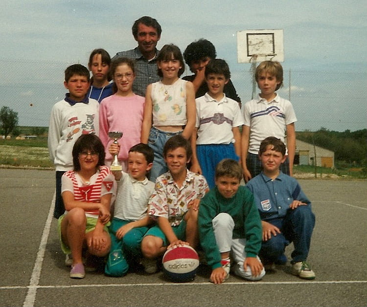 Photo de classe Ecole st amans du pech de 1990, Ecole Primaire (Saint