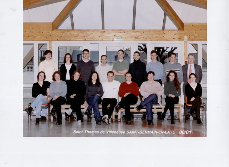 Photo de classe BTS 2EME ANNE de 2000, SAINT THOMAS - Copains d'avant