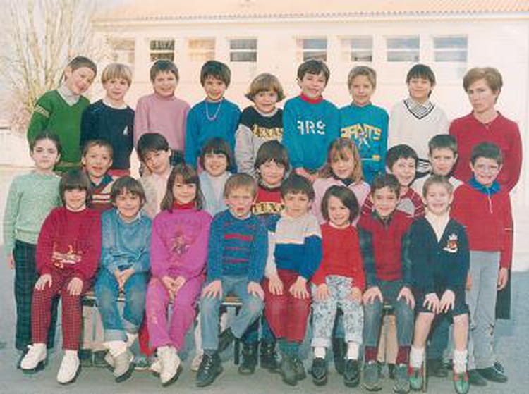 Photo de classe CP de 1986, ECOLE SAINTE MARIE - Copains d'avant