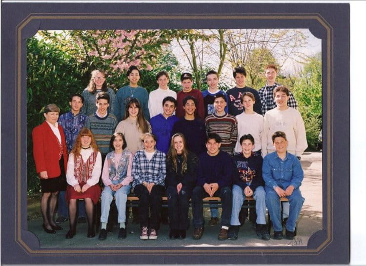 Photo de classe 4ème collège saint francois d'assise de 1993, Collège