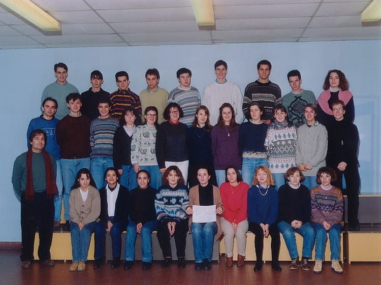 Photo de classe BTS Compta année 1993-94 de 1993, Lycée Europe Robert ...