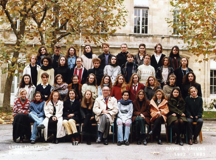 Photo de classe Term A1 de 1992, Lycée Michel Montaigne - Copains d'avant