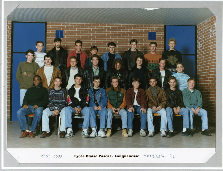 Photo de classe Terminale F2 de 1992, LT BLAISE PASCAL - Copains d'avant
