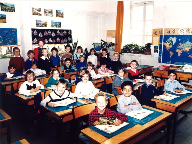 Photo de classe CE1 de 1986, ECOLE SAINTE MARIE - Copains d'avant