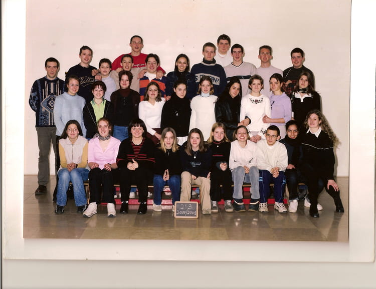 Photo de classe 2nd3 de 2001, Lycée Jean Moulin - Copains d'avant