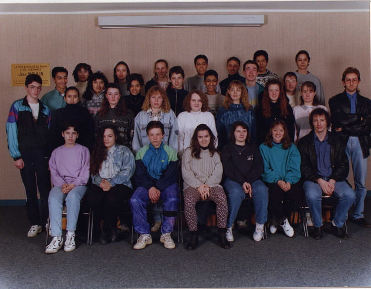 Photo de classe 2nde T3 de 1994, Lycée Jean Moulin - Copains d'avant