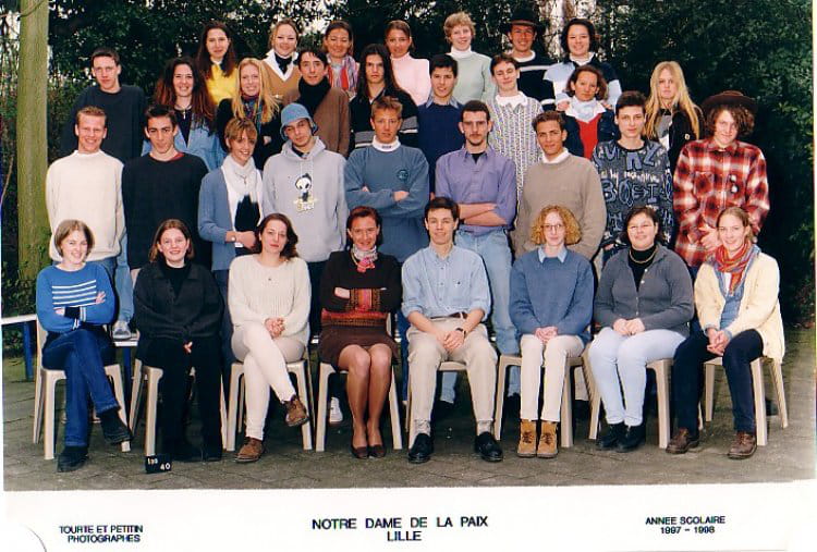 Photo de classe 1ére S3 de 1997, Lycée Notredame De La Paix Copains