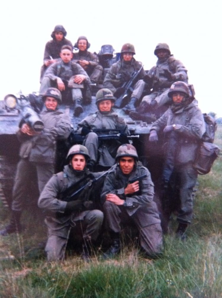 Photo de classe Grenadiers voltigeurs 95/10 de 1995, 8ème Gcp Copains d'avant Photo de classe Grenadiers voltigeurs 95/10 de 1995, 8ème Gcp Copains d'avant