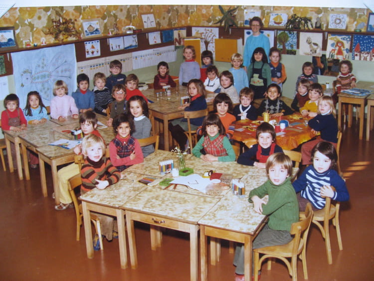Photo de classe CP ecole les Erables de 1975, Ecole Maternelle Les ...
