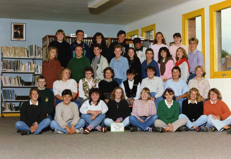 Photo de classe 2nde 3 de 1990, Lycée Michel Anguier - Copains d'avant