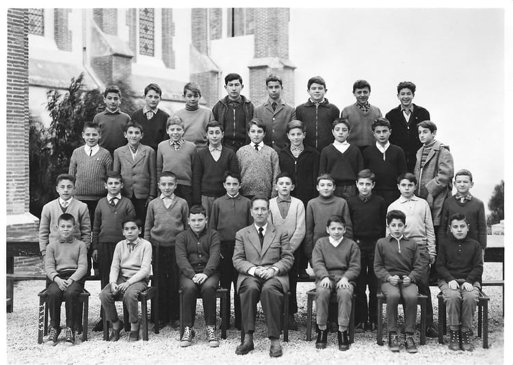 Photo de classe 5éme de 1961, Collège Saintlouis De Gonzague Copains