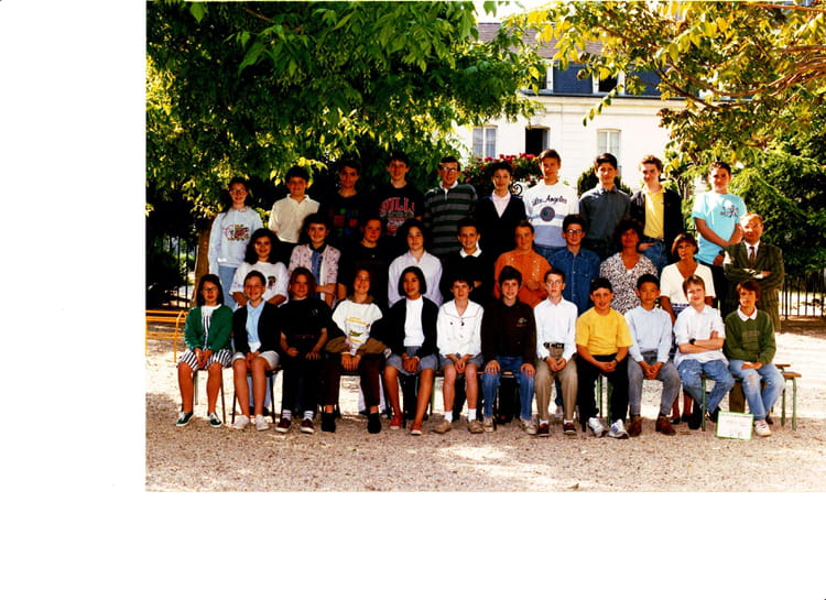 Photo de classe 5 B de 1991, Lycée Privé Saintejeanne Elisabeth