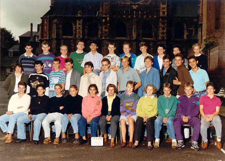 Photo de classe 1ère S4 de 1991, Lycée Michel Anguier - Copains d'avant