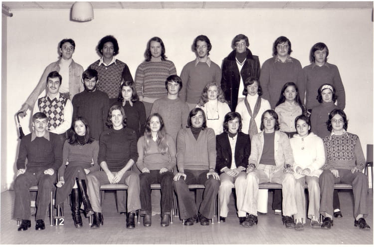 Photo De Classe Terminale D De 1975 Lycée Gabriel Fauré Copains D Avant Photo De Classe Terminale D De 1975 Lycée Gabriel Fauré Copains D Avant