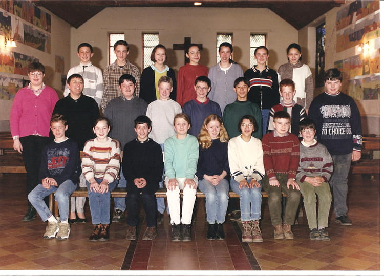 Photo de classe 5°A de 1998, Collège Notre-dame De L'assomption ...