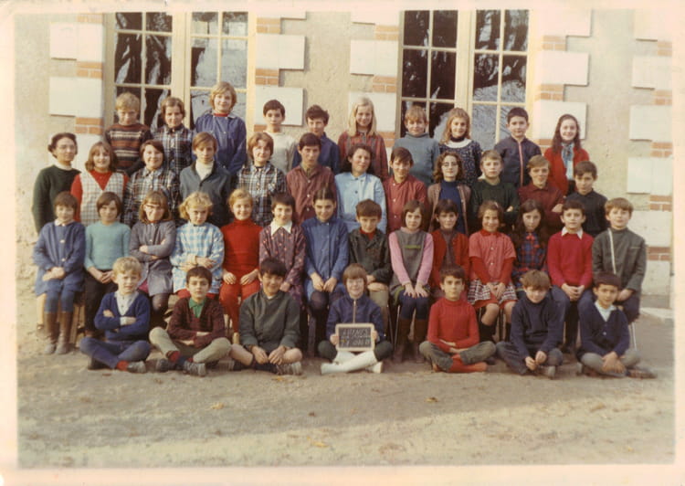 Photo de classe CM1CM2Certificat de 1970, Ecole Sainte Genevieve