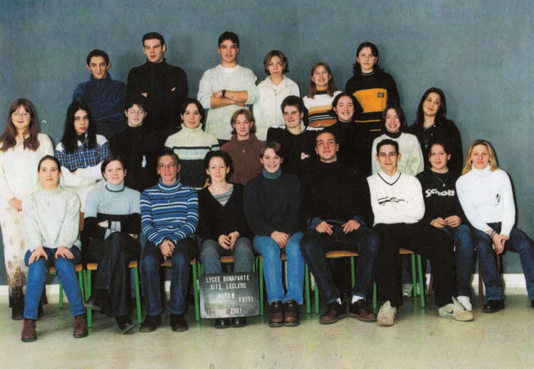 Photo de classe Tle STT ACA et AG de 2000, Lycée Bonaparte Site ...