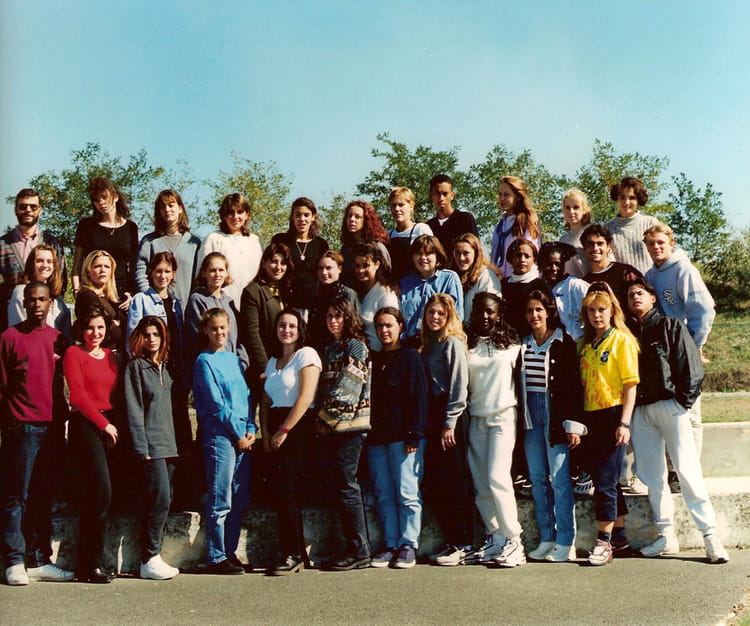 Photo de classe Terminale stt aca de 1997, Lycée Francois Truffaut ...