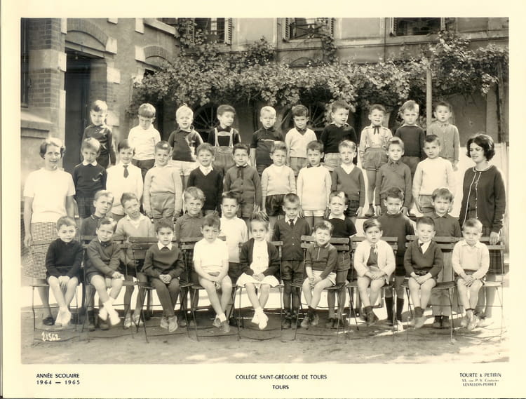 Photo de classe 12ème de 1964, ECOLE PETIT SAINT GREGOIRE Copains d'avant