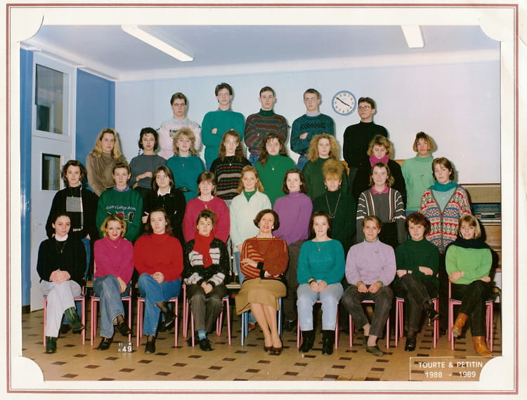 Photo De Classe Premiere A2 Lycee Jean Bart De 1988 Lycée Jean Bart Photo De Classe Premiere A2 Lycee Jean Bart De 1988 Lycée Jean Bart