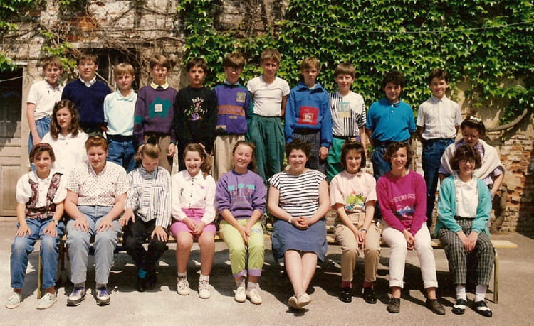 Photo de classe 6ème 2 année 90 de 1990, Collège Notre-dame - Copains d ...