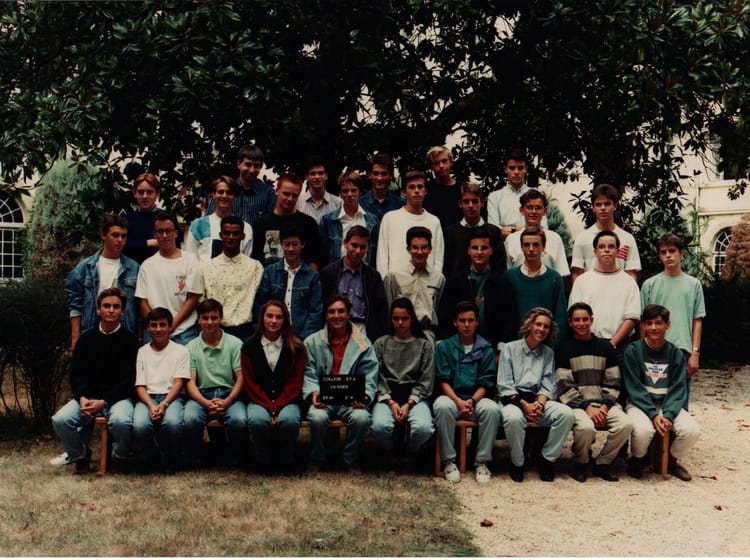 Photo de classe 2de4 199091 Saint François Xavier Vannes de 1991