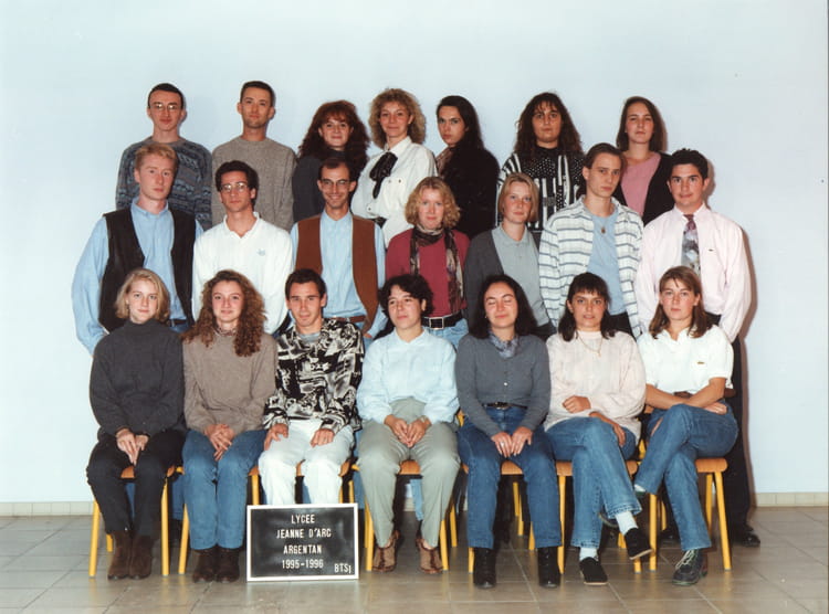 Photo de classe BTS Force de vente 1ére année promo 95-96 de 1995 ...