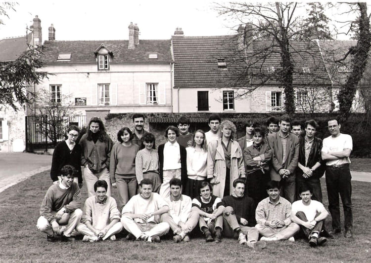 Photo de classe BTS informatique 1ère année de 1991, Lycée Saint ...