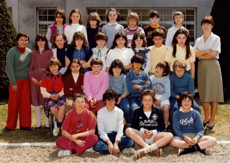 Photo De Classe Ce1 Ou Ce2 1976 Ou 1977 De 1970 Centre Ii Copains Hot Photo De Classe Ce1 Ou Ce2 1976 Ou 1977 De 1970 Centre Ii Copains Hot
