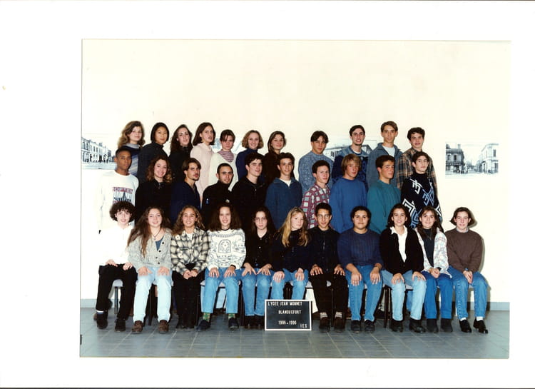 Photo de classe 1ère ES de 1996, Lycée Jean Monnet - Copains d'avant