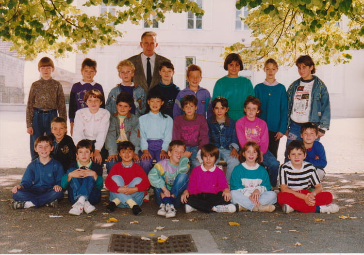 Photo de classe CM1 de 1990, ECOLE GEORGES BRASSENS - Copains d'avant